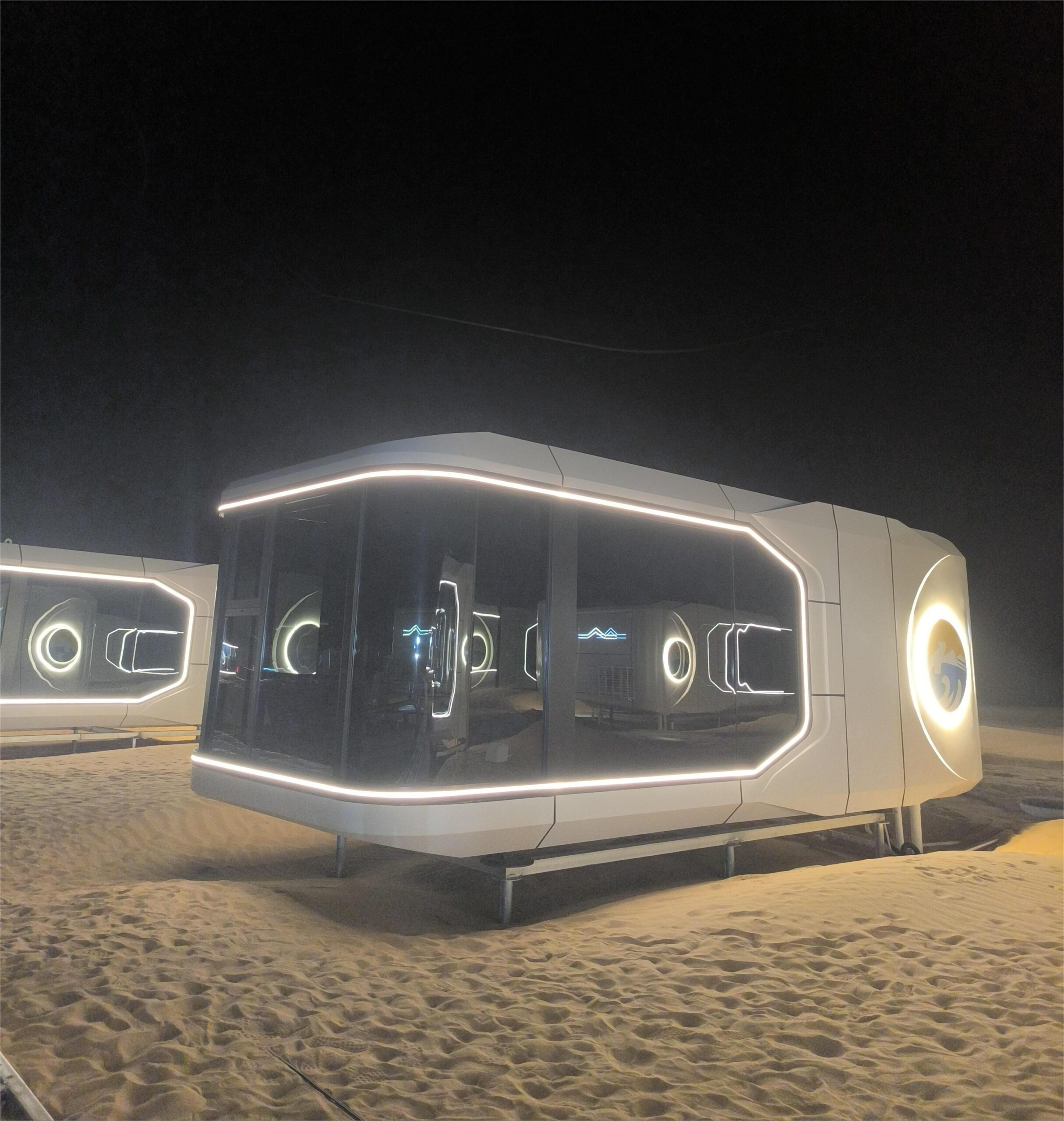 Space capsule - Image 4